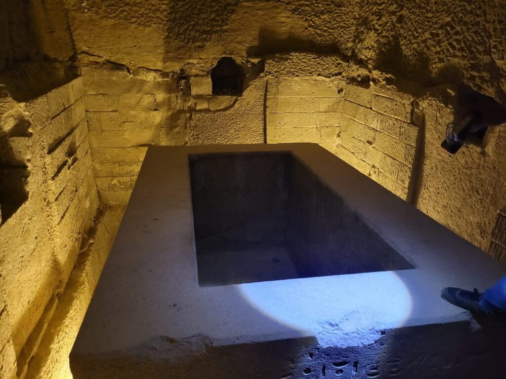 WhatsApp Image 2025-12-12 at 15.41.04_355fd2c1