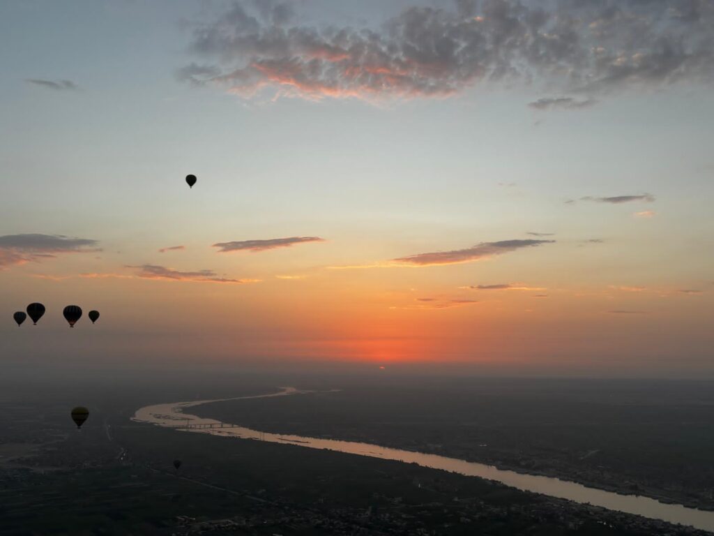 WhatsApp Image 2025-10-12 at 13.36.00_d09986f7