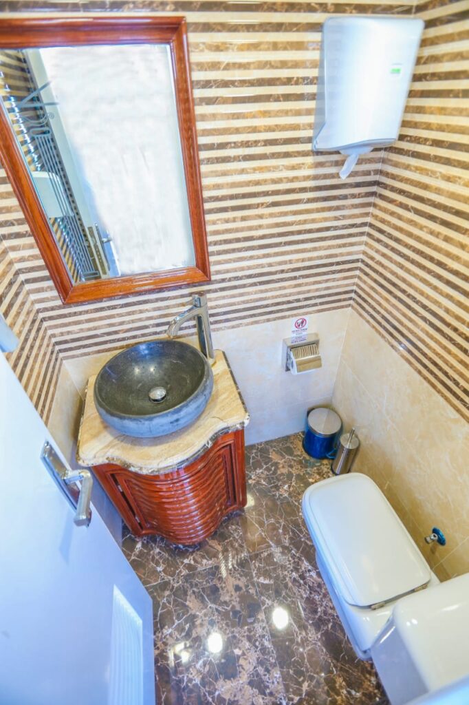 WhatsApp Image 2025-10-17 at 09.35.13_3265f4d2