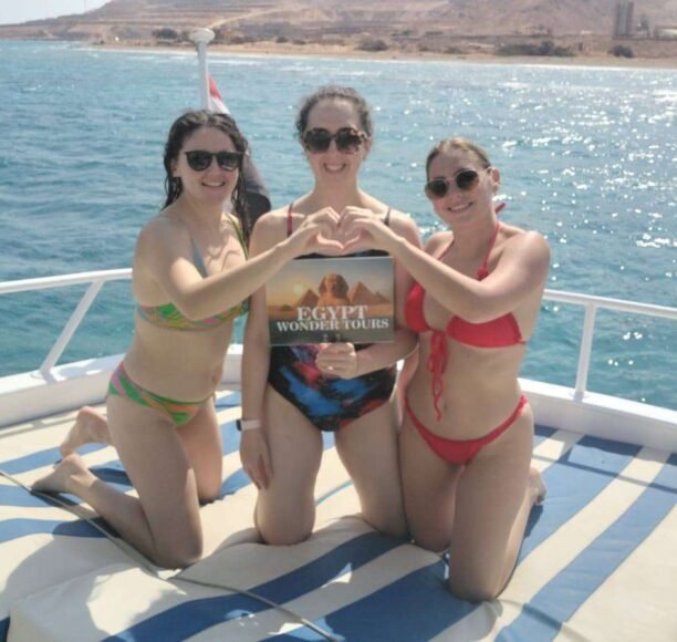 Girls picture on a yacht at Ain Sokhna.